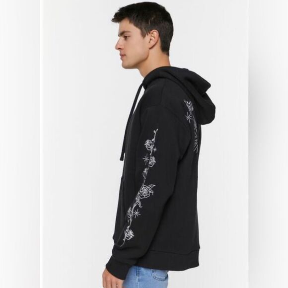 FOREVER 21 men’s Embroidered Buena Suerte Hoodie - Picture 2 of 5